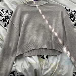 This is a knitted shirt